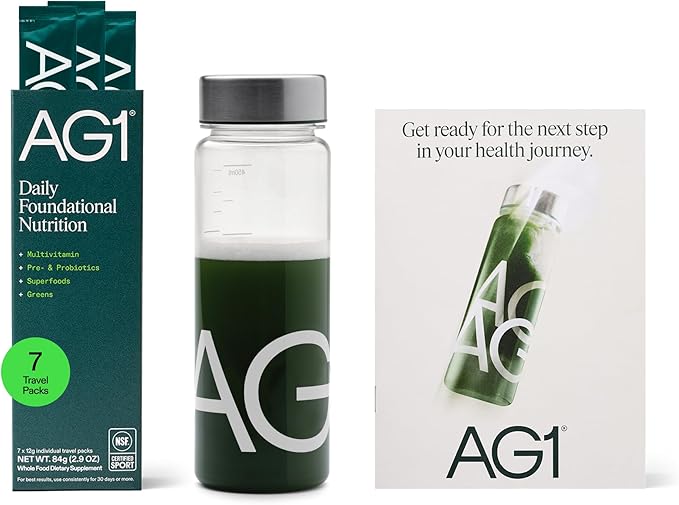 AG1 Athletic Greens Kit de démarrage 7 jours – Poudre de légumes verts tout-en-un avec multivitamine, probiotiques, superaliments – Comprend 7 sachets de voyage, un shaker sans BPA et un journal de suivi des habitudes