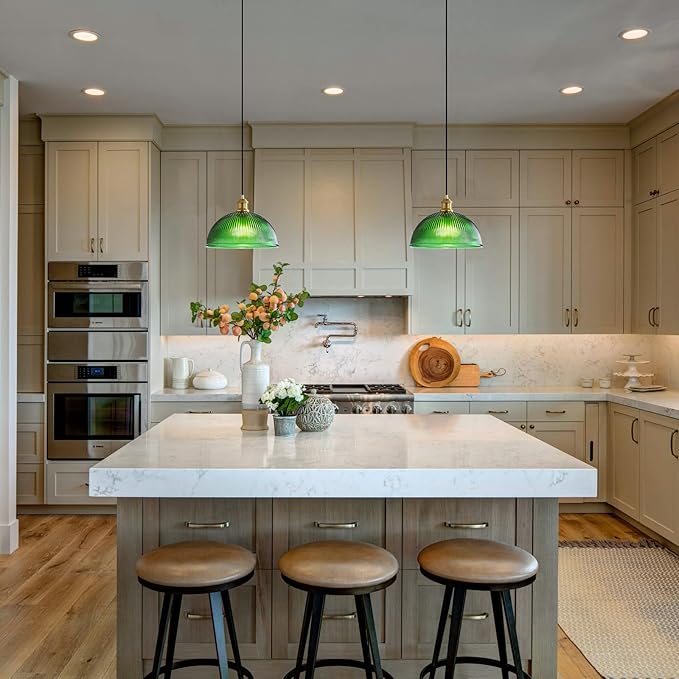 XZHGCEE Vintage Pendant Light Fixtures: Glass Pendant Lights Kitchen Island, Modern Green Pendant Light Fixture for Bedroom Dining Room