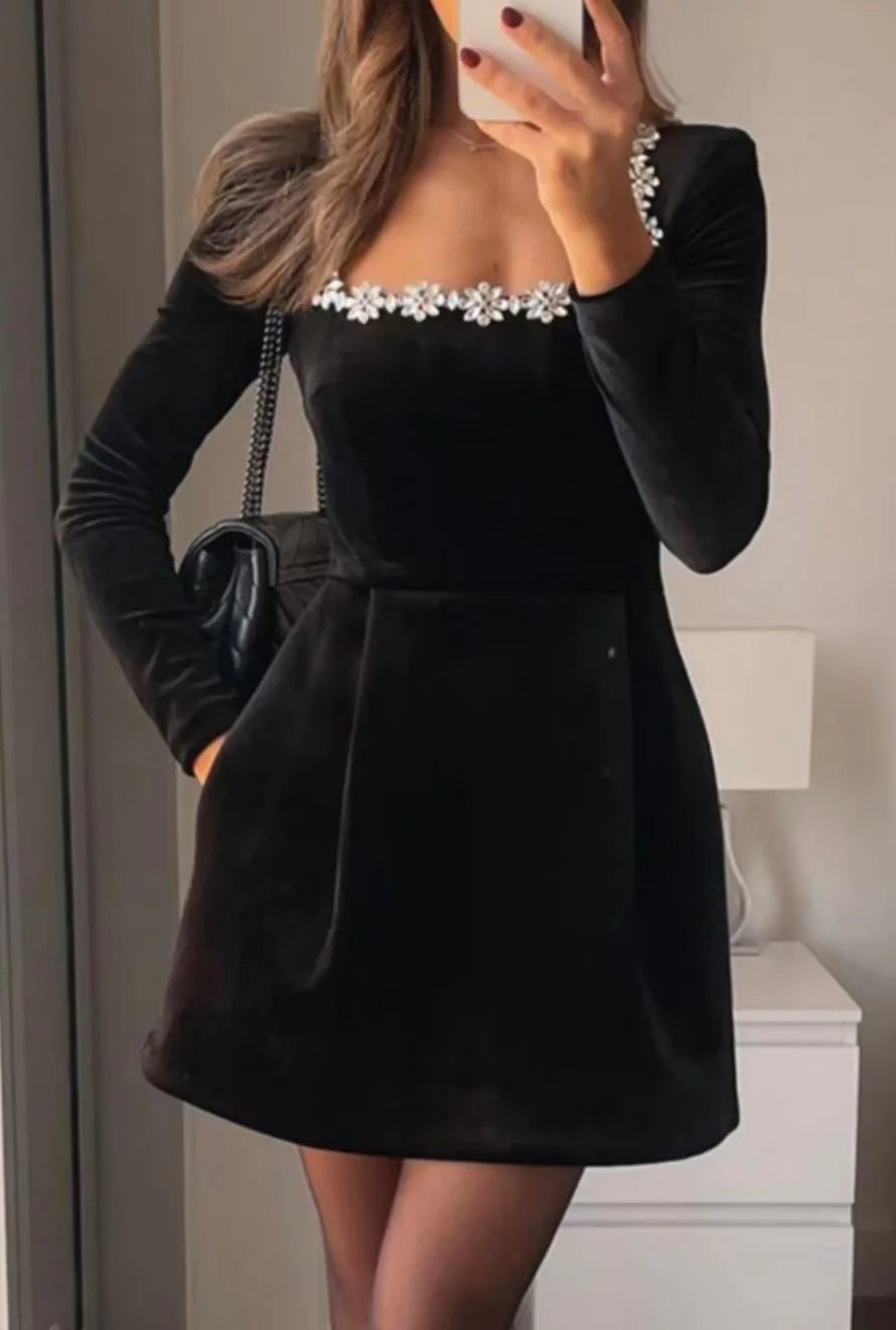 Robe fleurie en strass